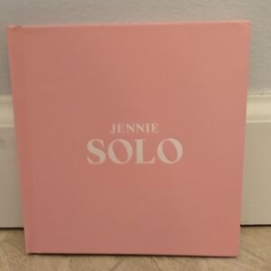 JENNIE SOLO 1st Album Blackpink